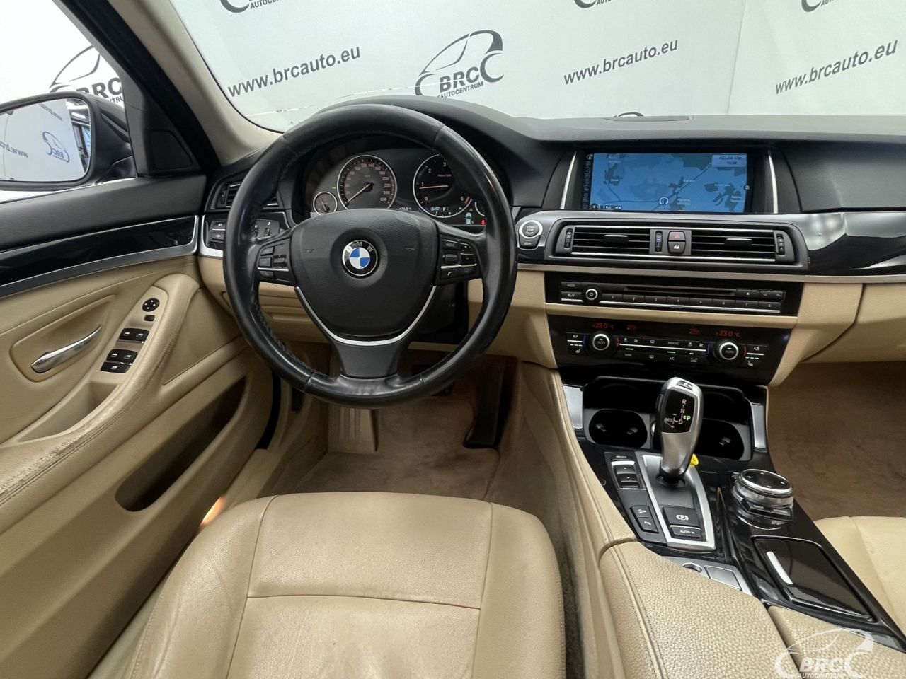 BMW 520 | 12