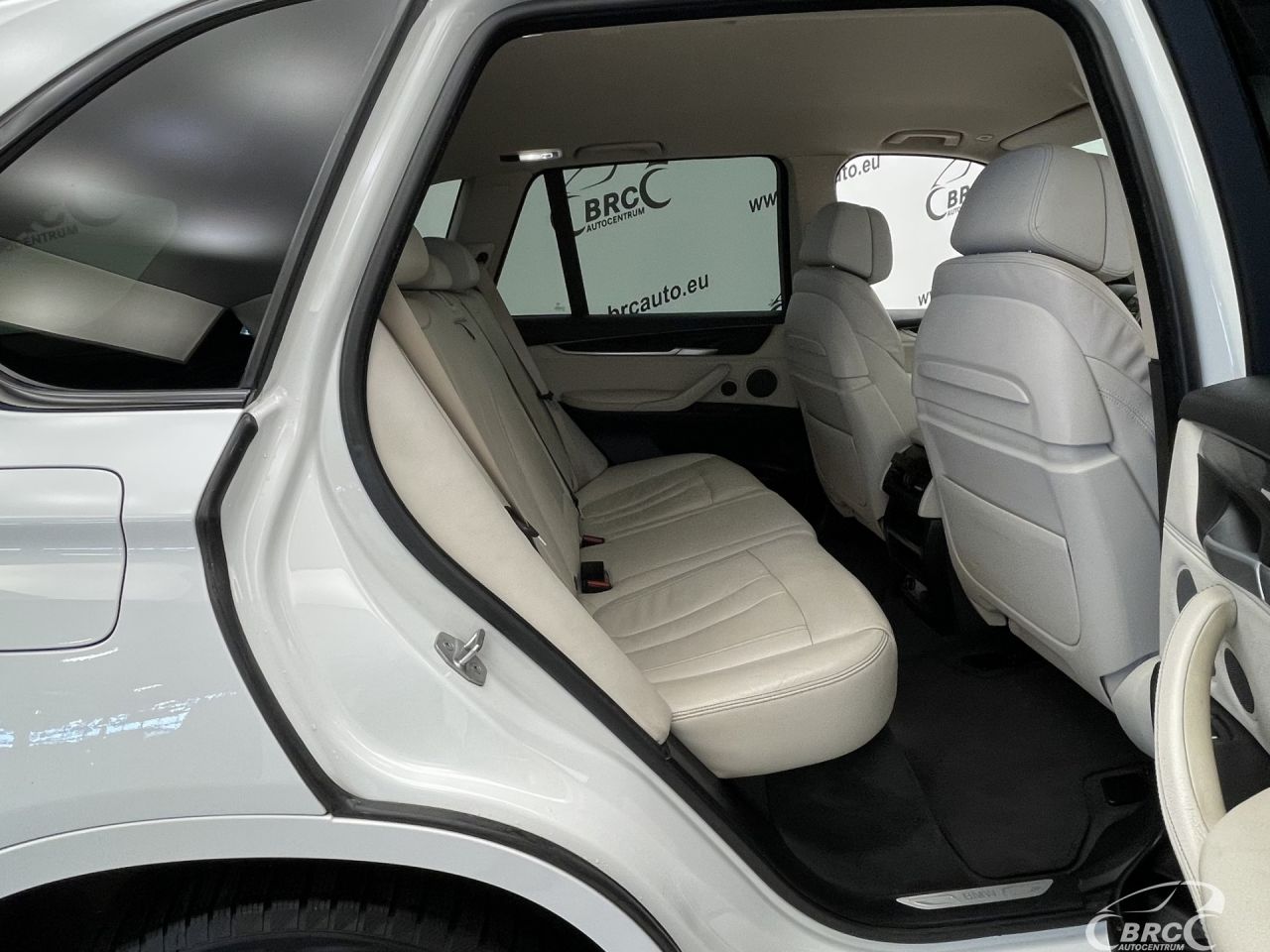BMW X5 | 9