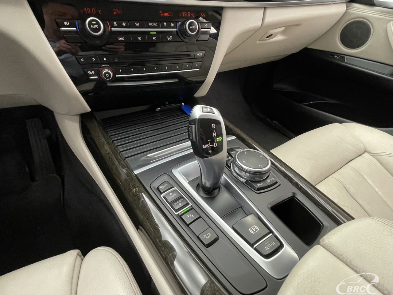 BMW X5 | 25