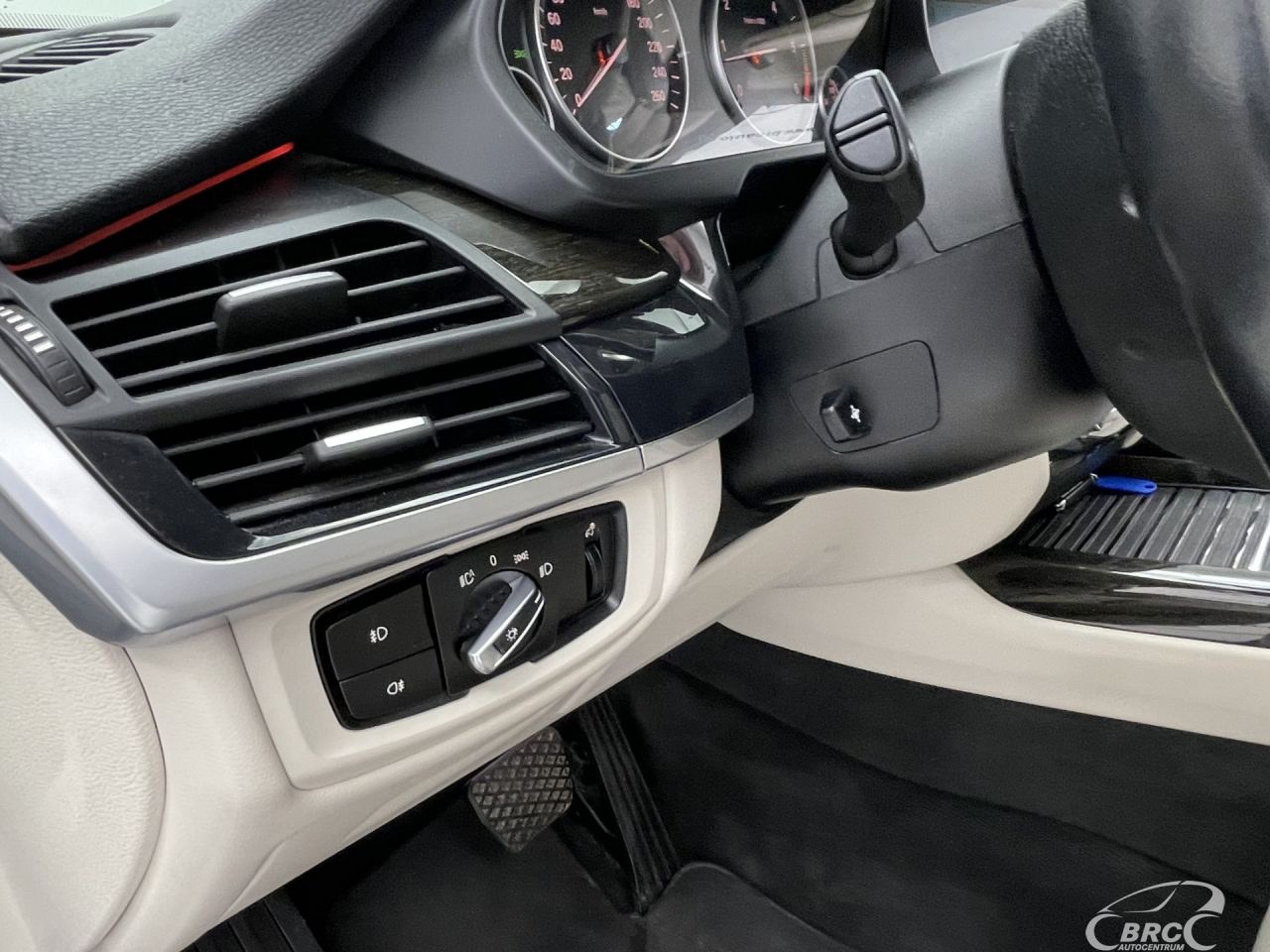 BMW X5 | 24