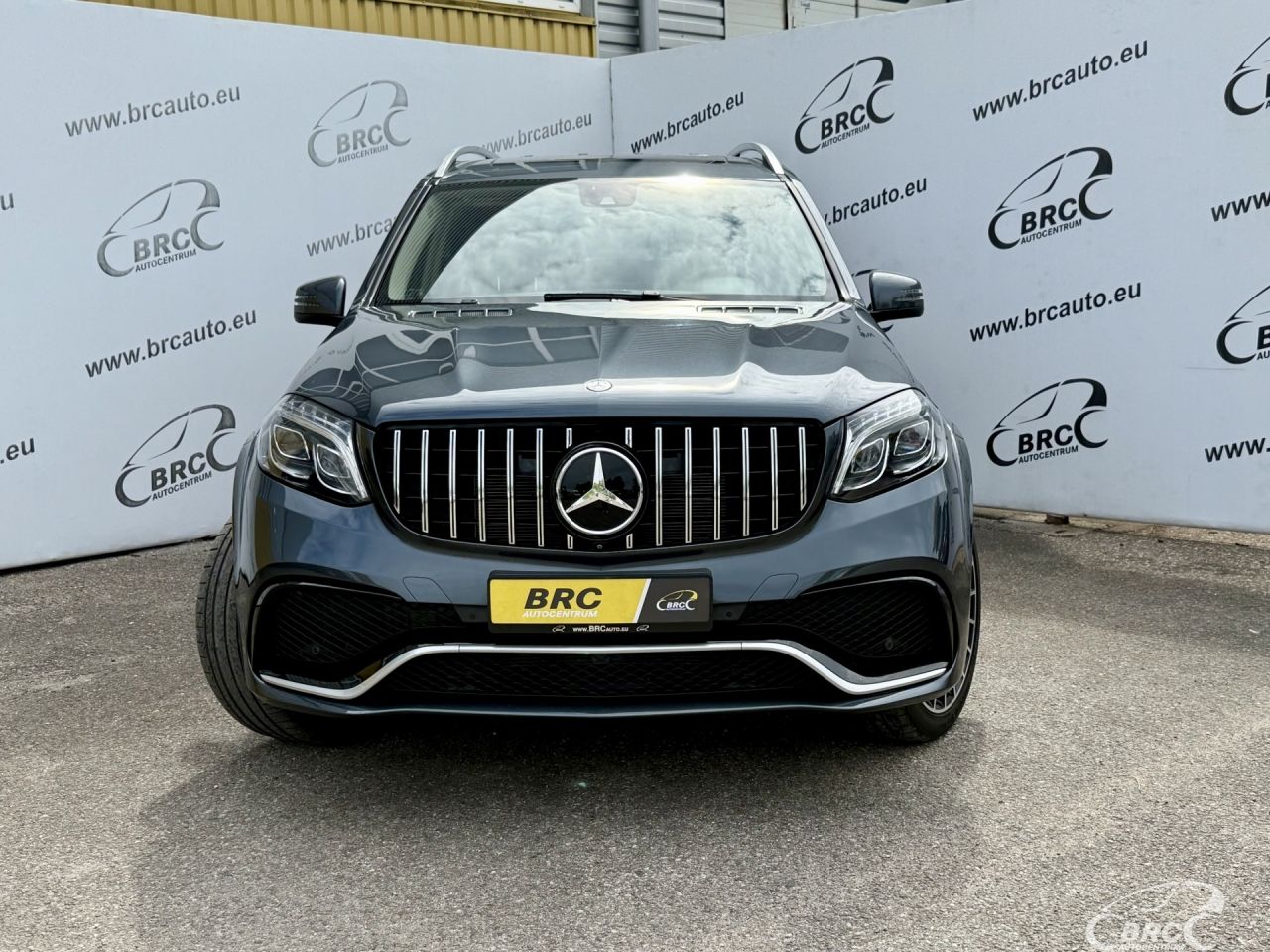Mercedes-Benz GL450 | 47