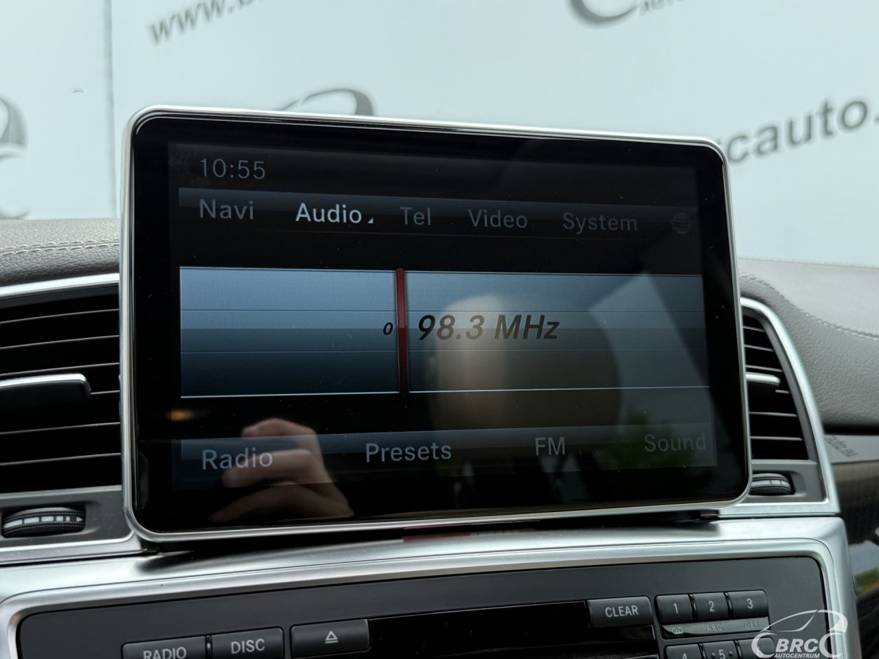 Mercedes-Benz GL450 | 40