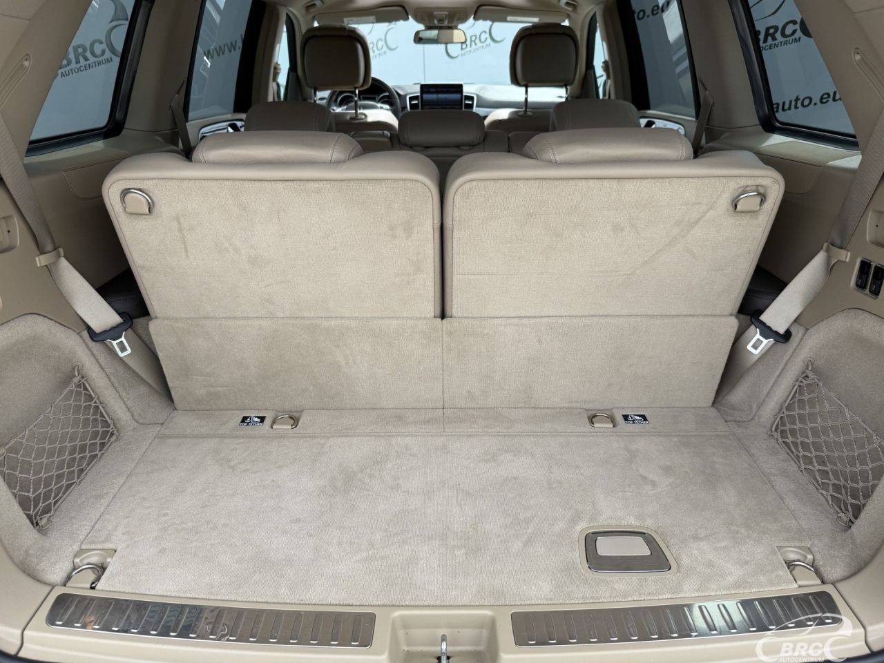 Mercedes-Benz GL450 | 17