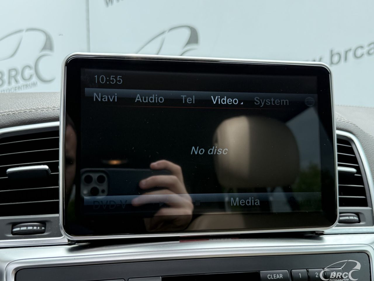 Mercedes-Benz GL450 | 39