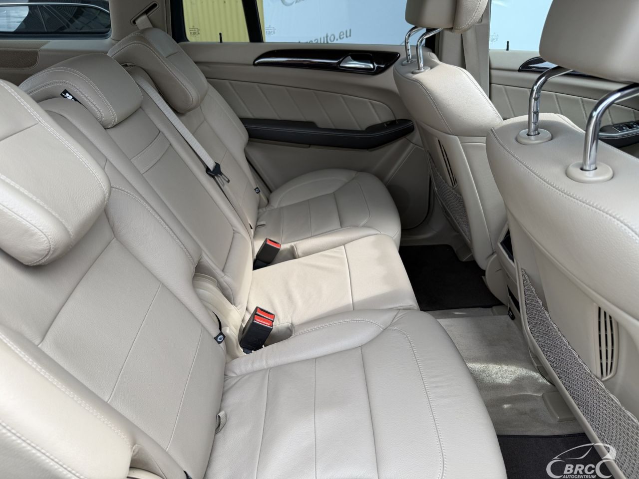 Mercedes-Benz GL450 | 14