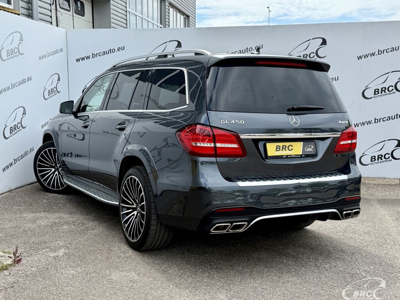 Mercedes-Benz GL450 | 48