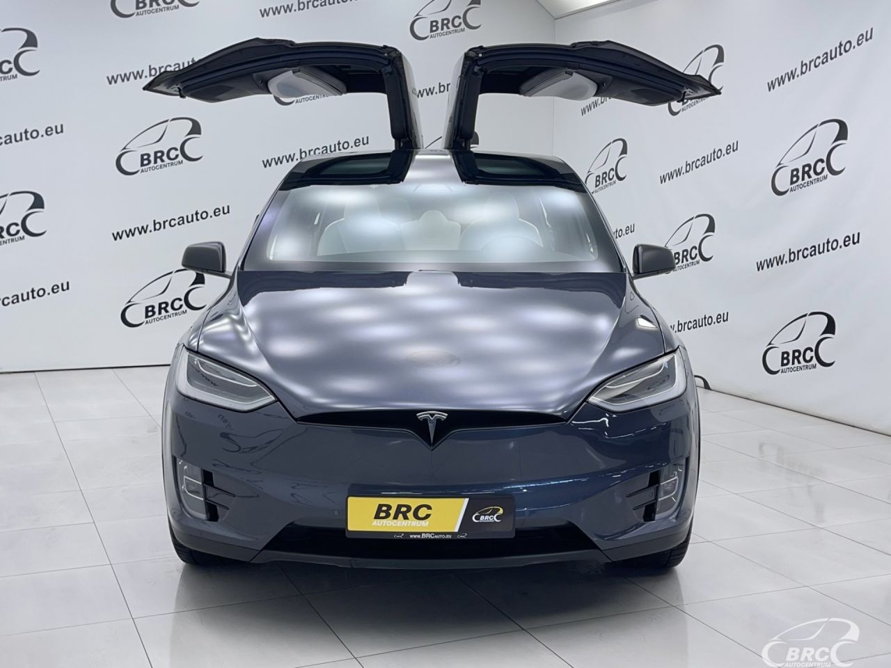 Tesla Model X | 3