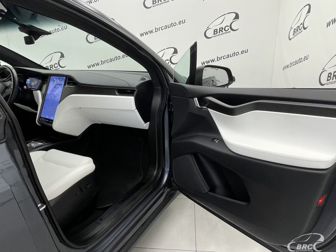 Tesla Model X | 8