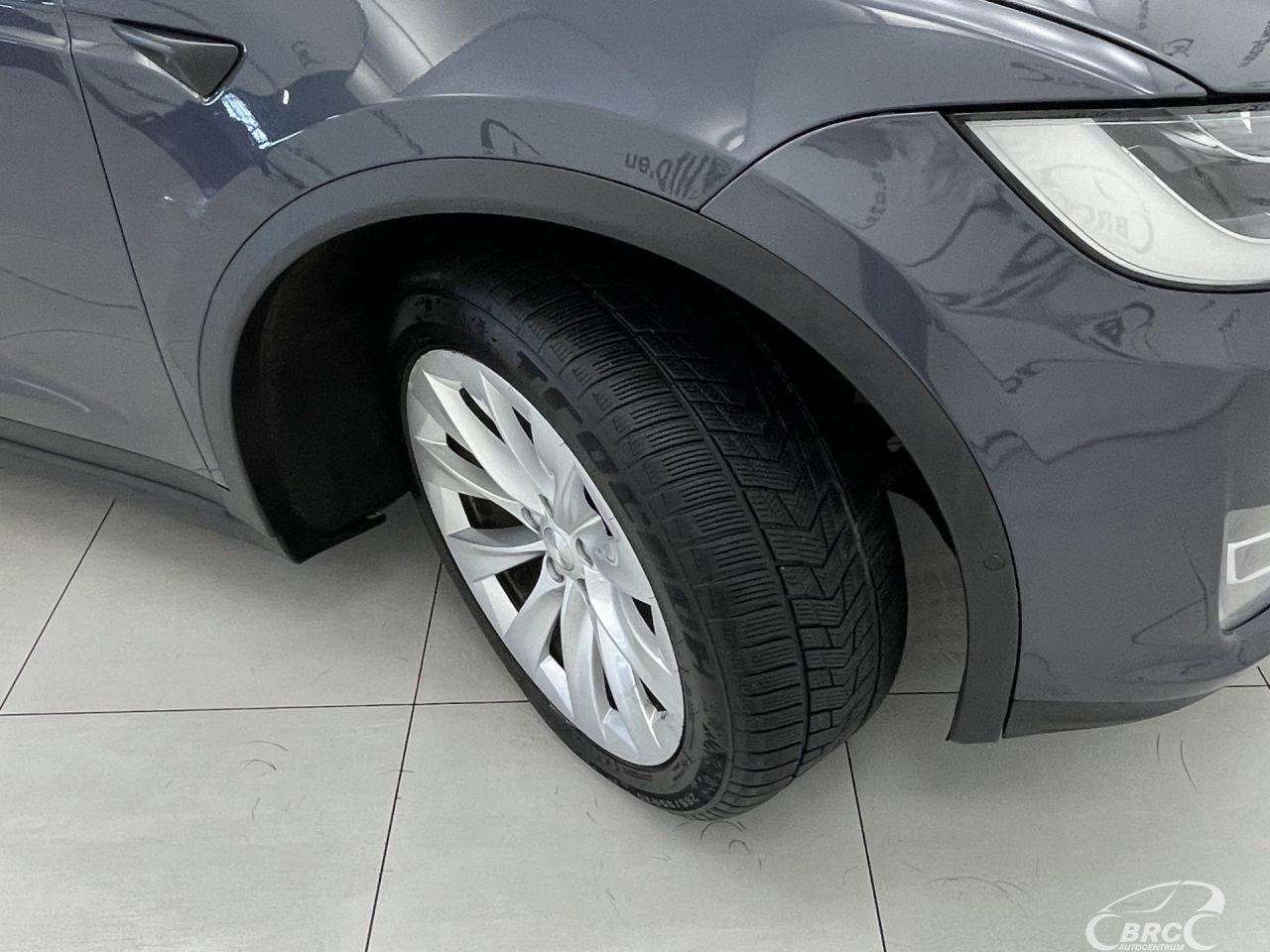Tesla Model X | 41