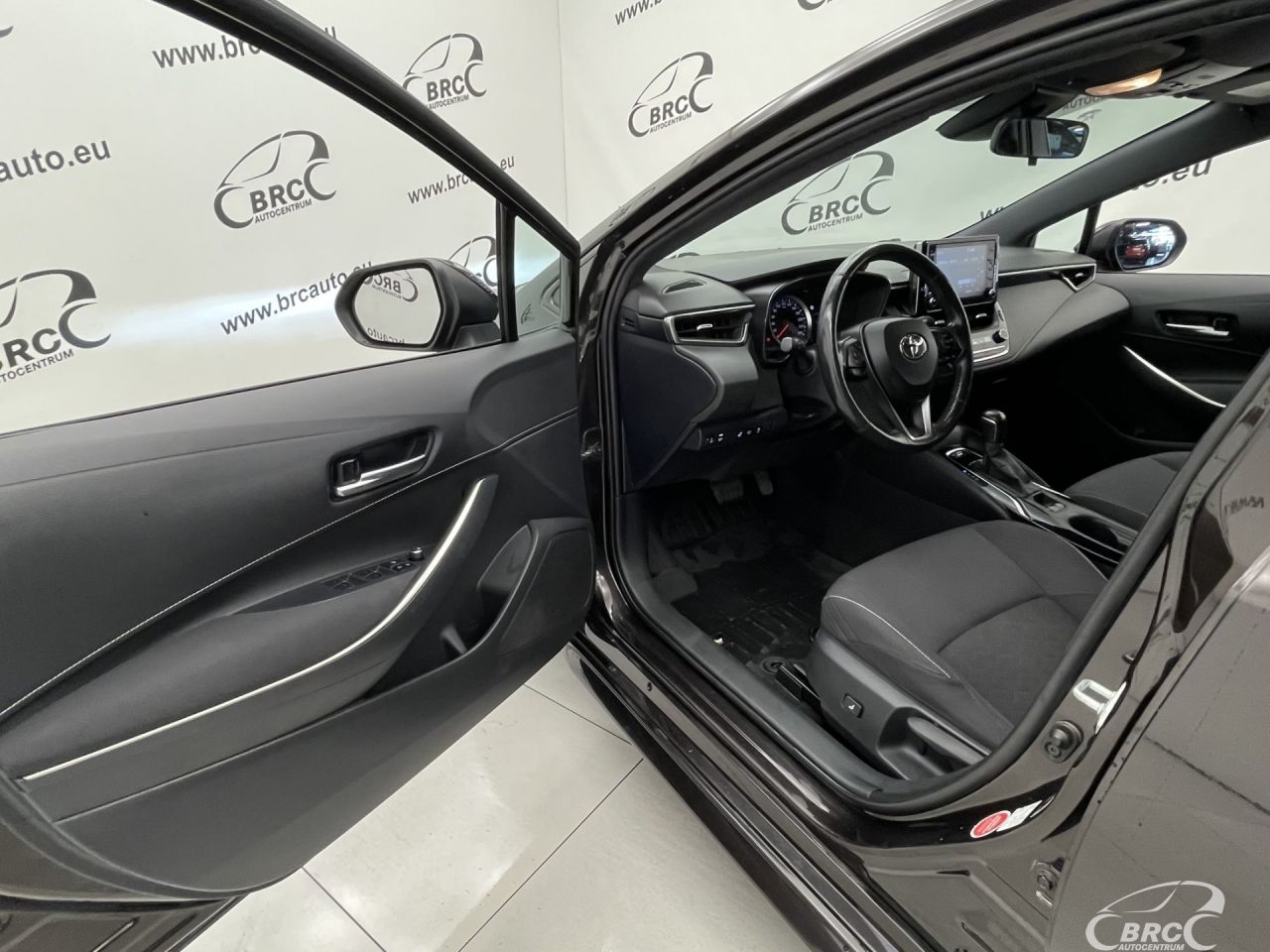 Toyota Corolla | 17