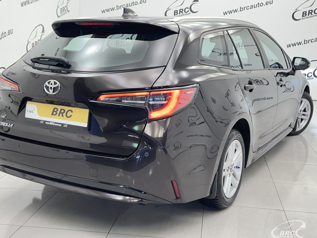 Toyota Corolla | 44