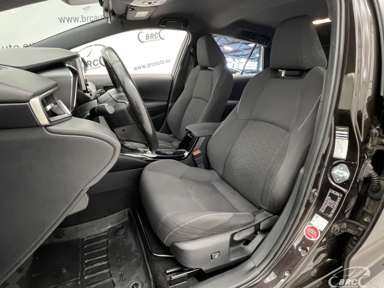 Toyota Corolla | 21