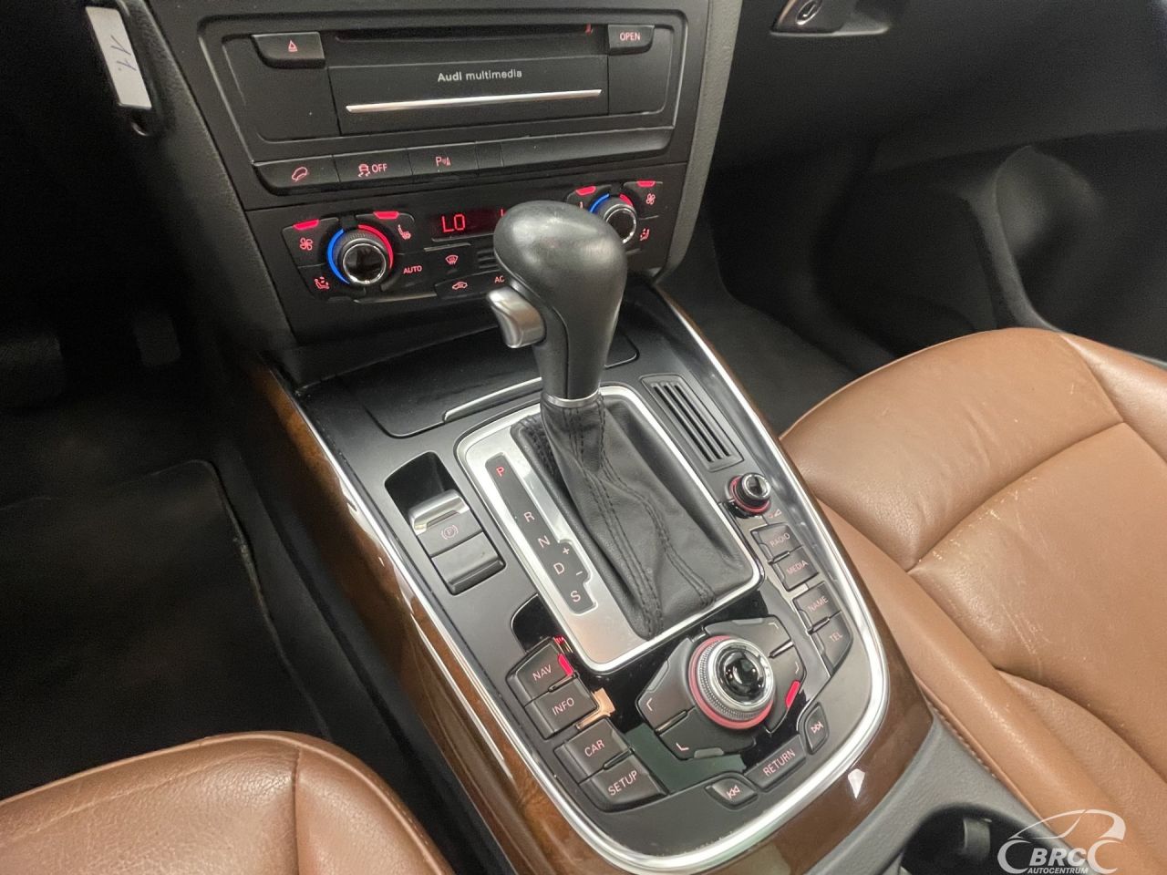 Audi Q5 | 25