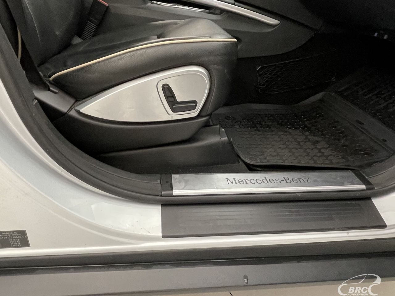 Mercedes-Benz ML350 | 1