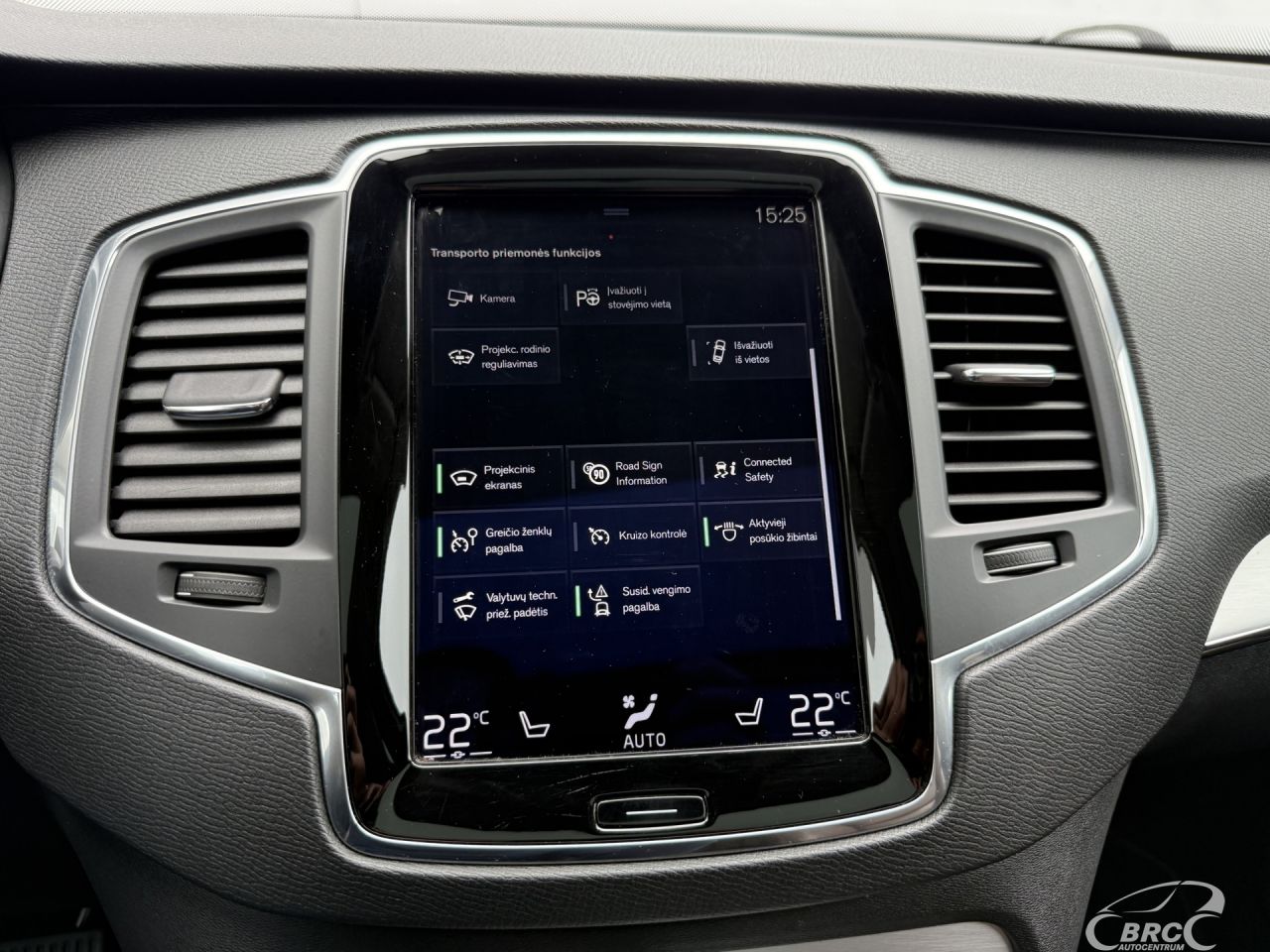 Volvo XC90 | 40