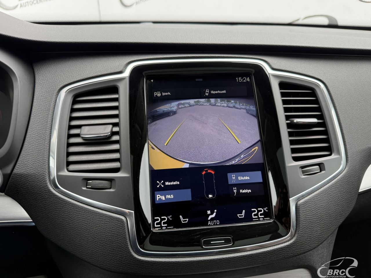 Volvo XC90 | 38