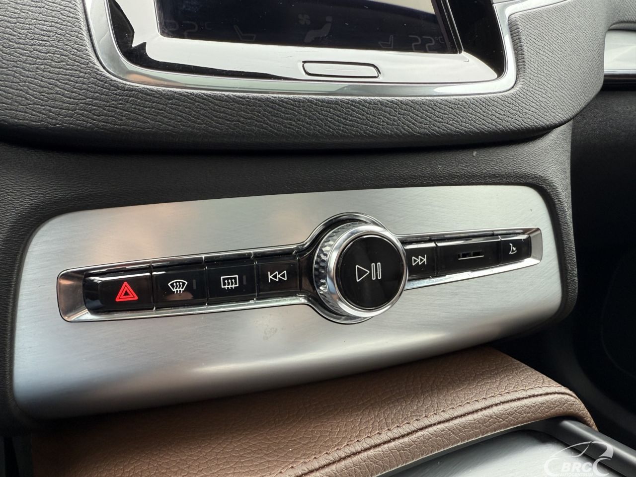 Volvo XC90 | 34