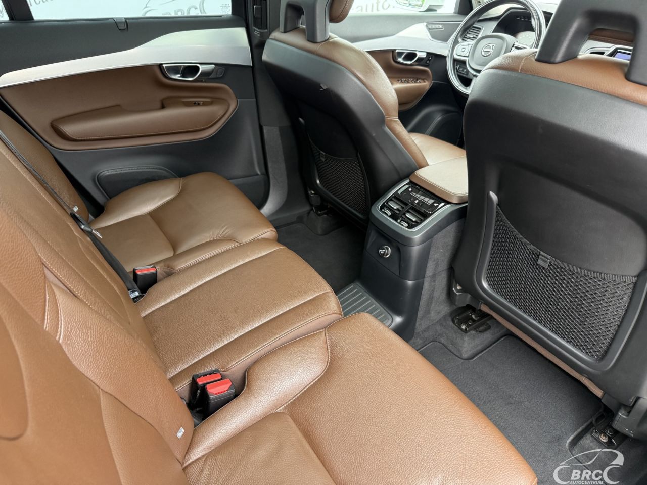 Volvo XC90 | 11
