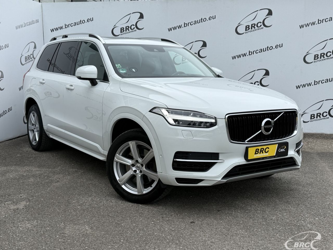 Volvo XC90 | 43