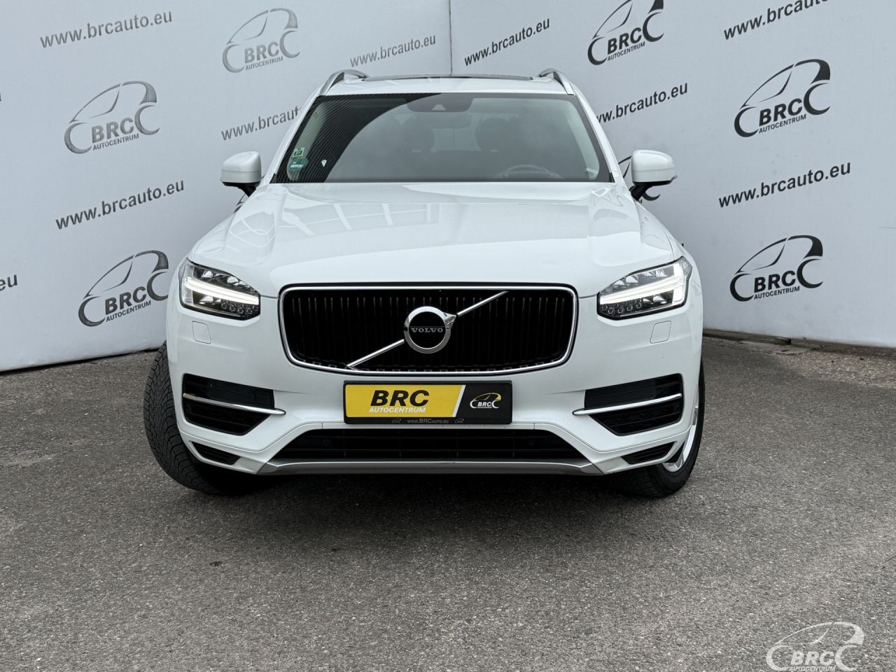 Volvo XC90 | 44