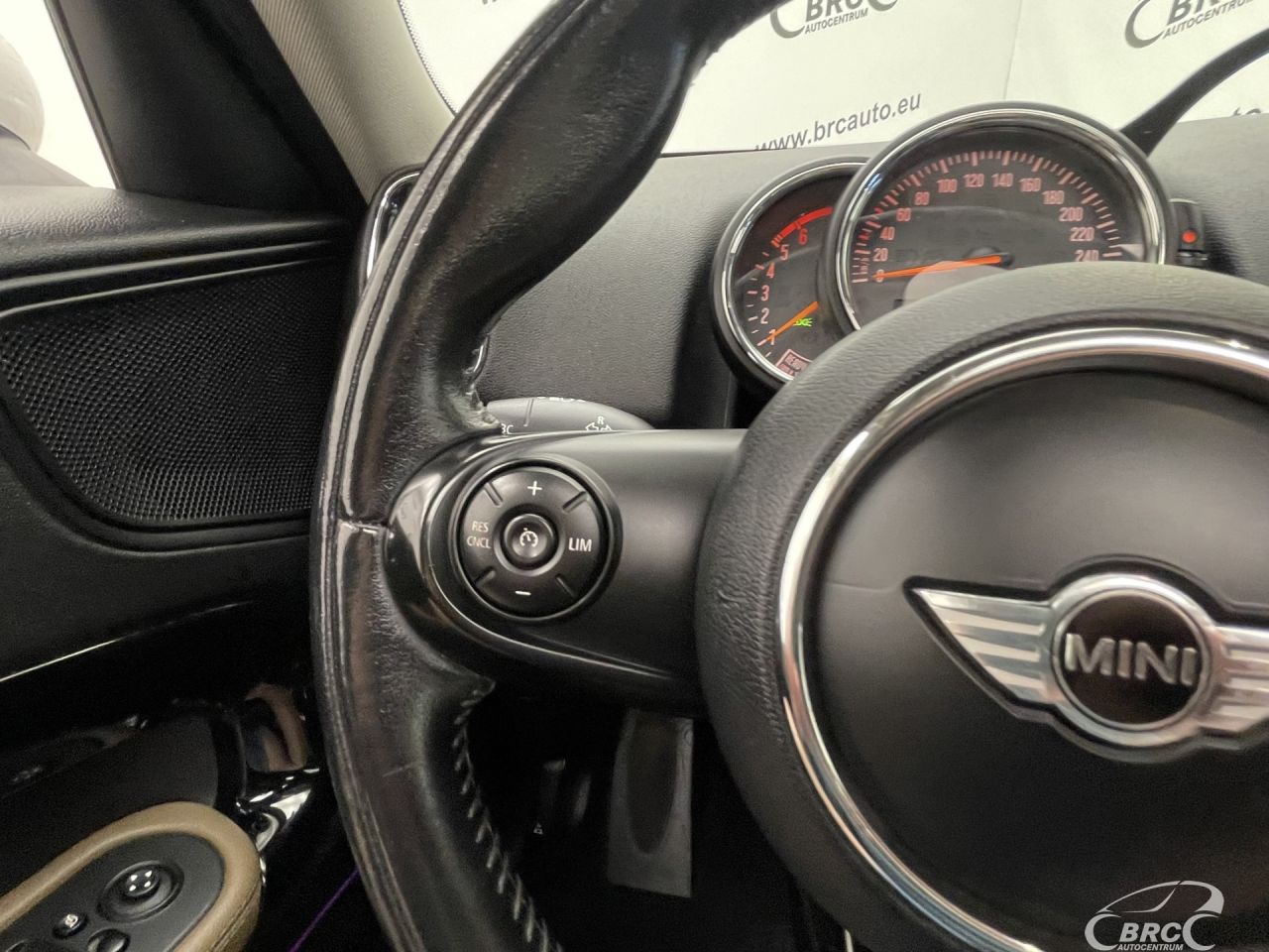 Mini Countryman | 57