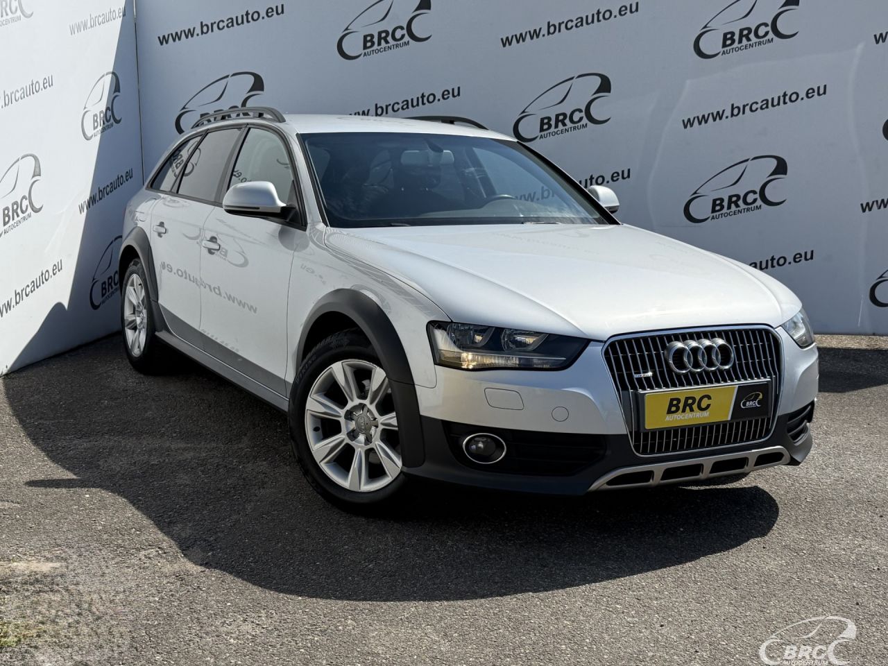 Audi A4 | 32