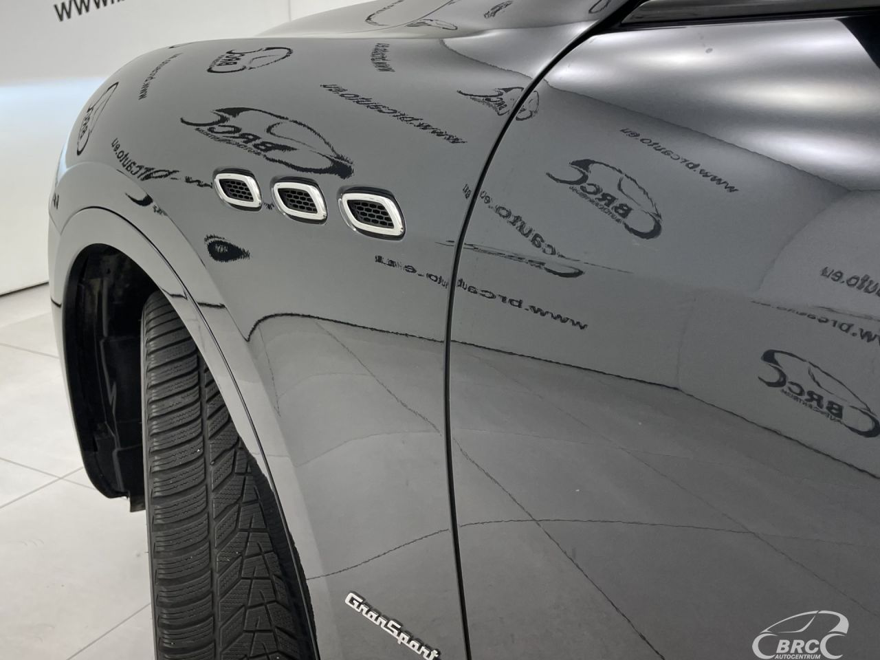 Maserati Levante | 38