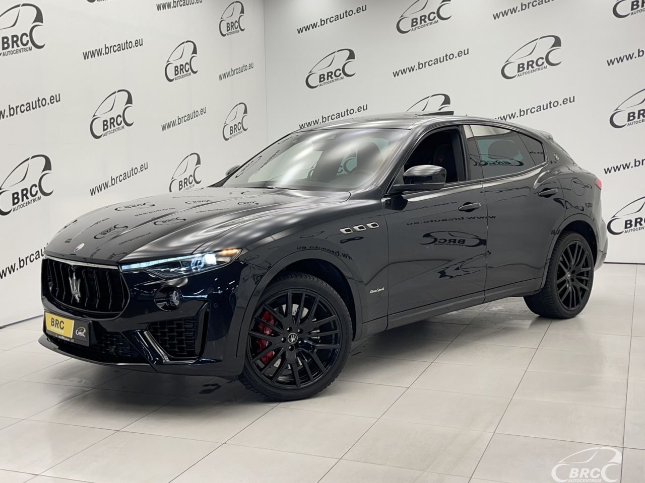 Maserati Levante, 3.0 l., cross-country
