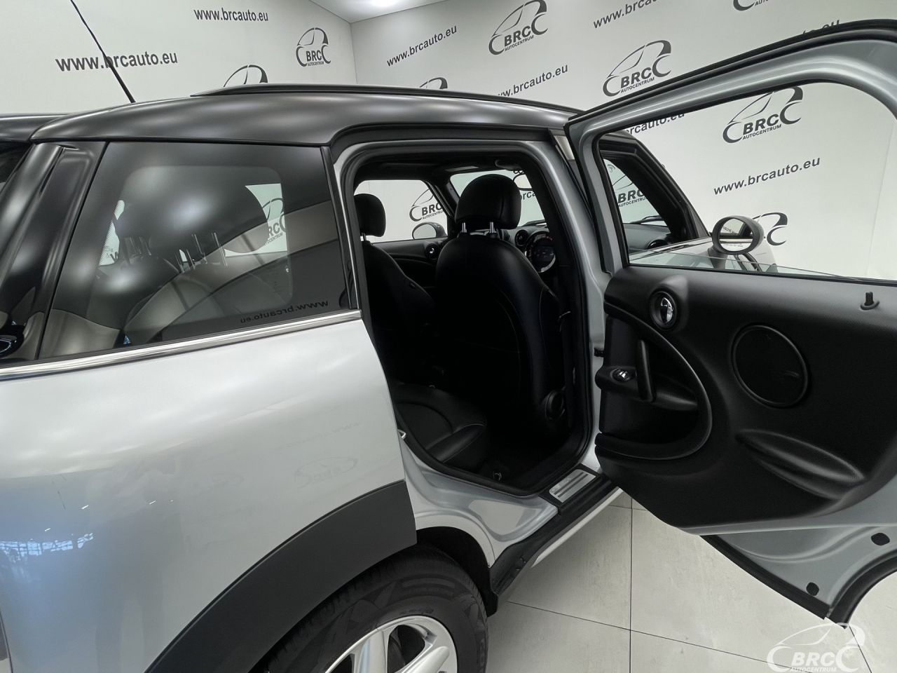 Mini Countryman | 23
