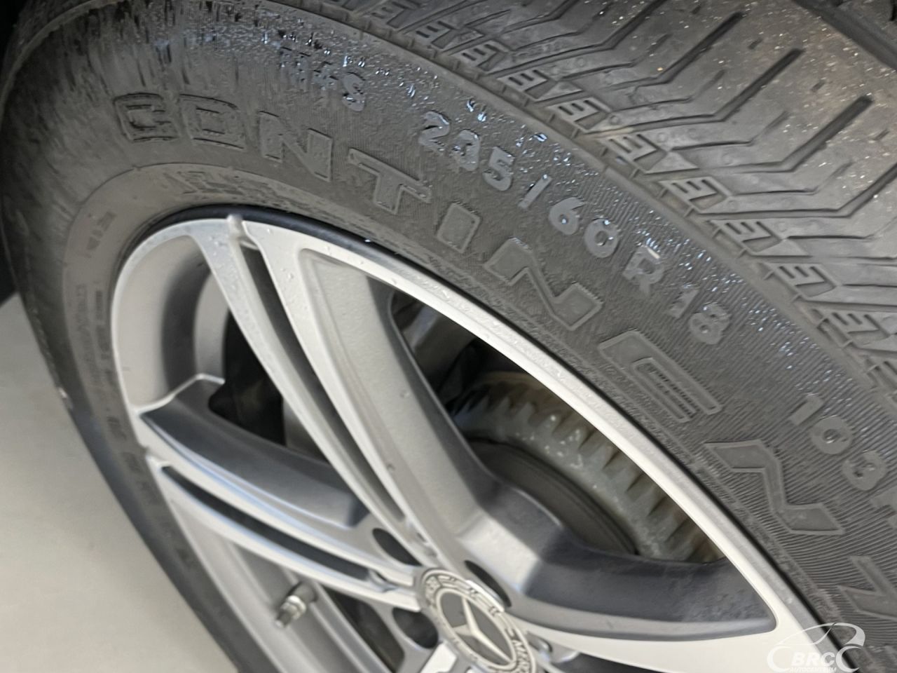 Mercedes-Benz GLC300 | 37