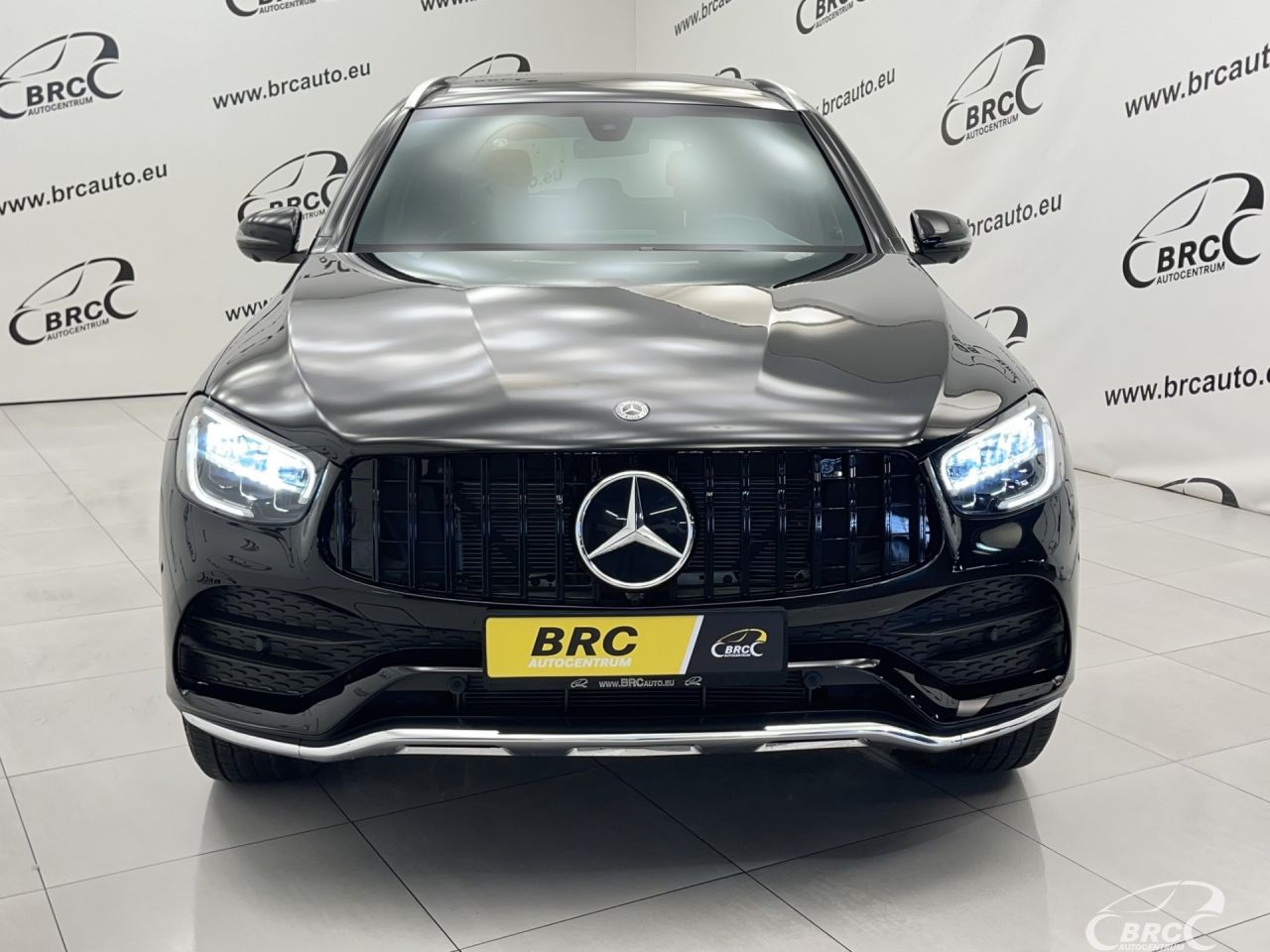 Mercedes-Benz GLC300 | 45