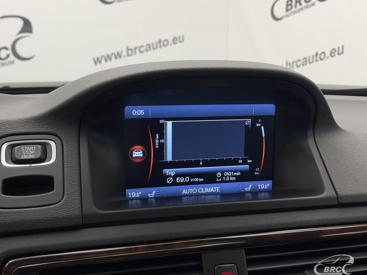 Volvo XC70 | 38