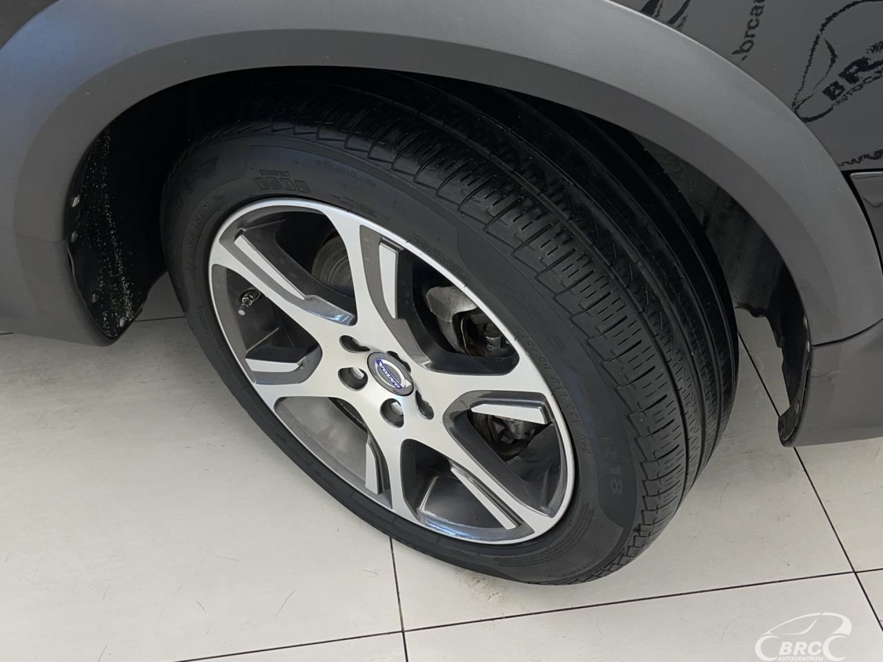 Volvo XC70 | 40