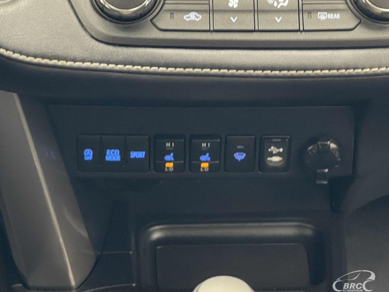 Toyota RAV4 | 17