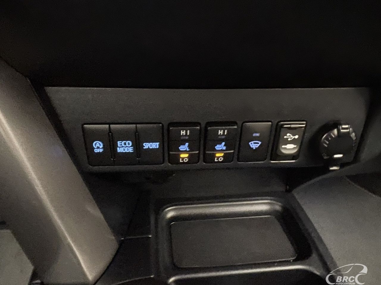 Toyota RAV4 | 27