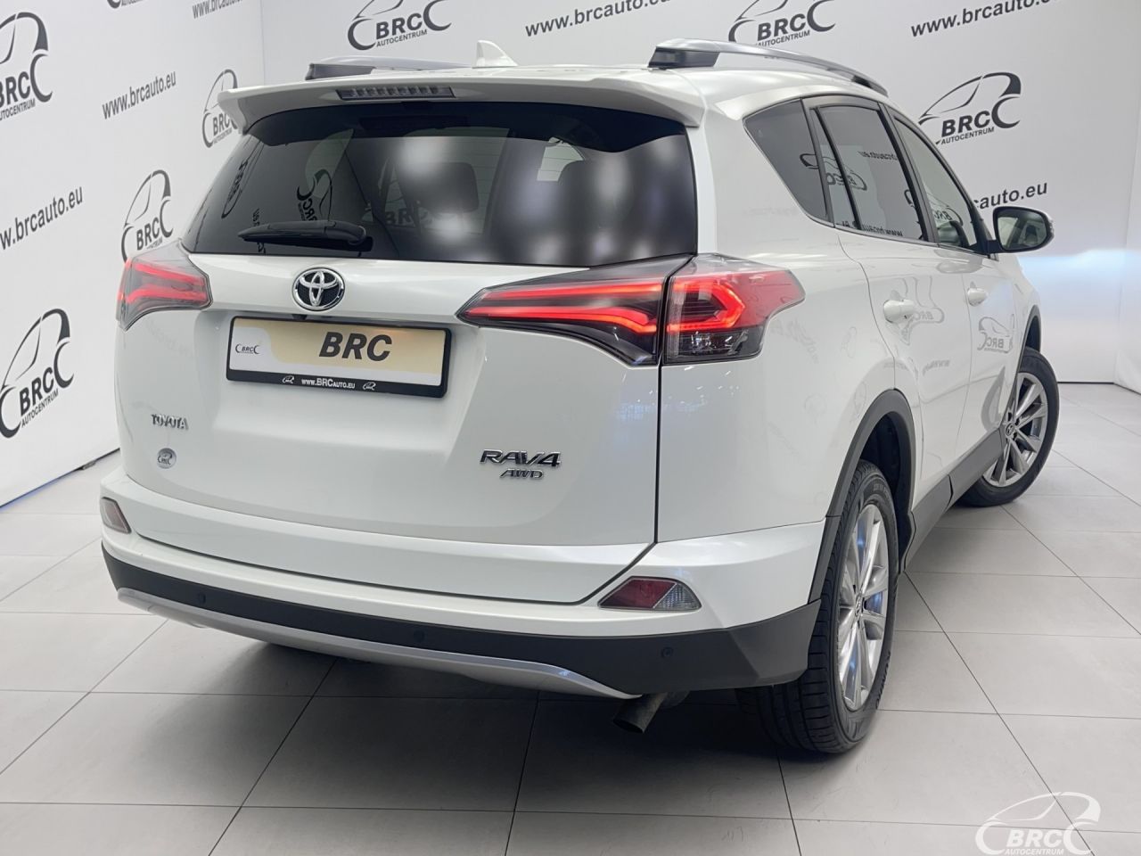 Toyota RAV4 | 52