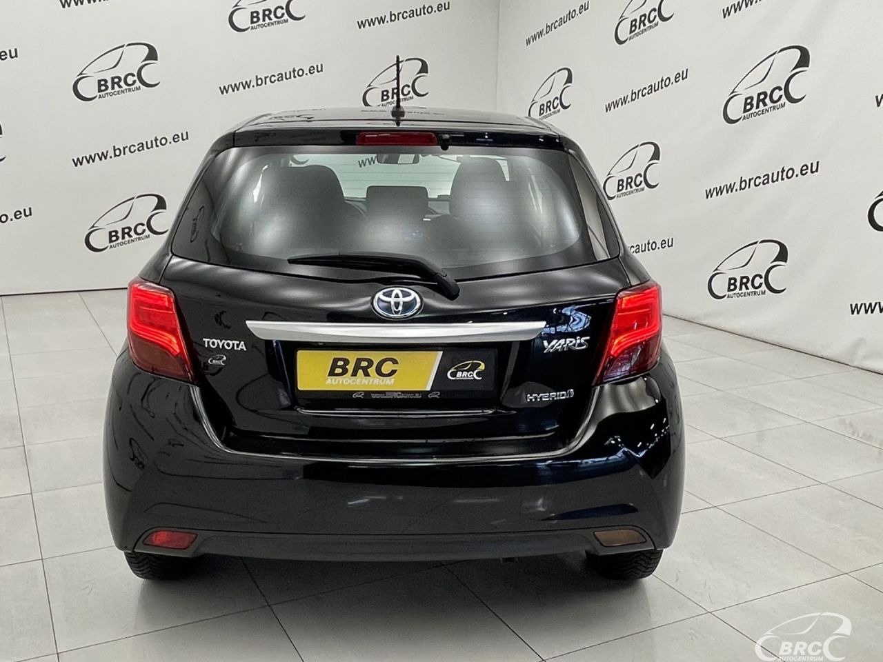 Toyota Yaris | 48