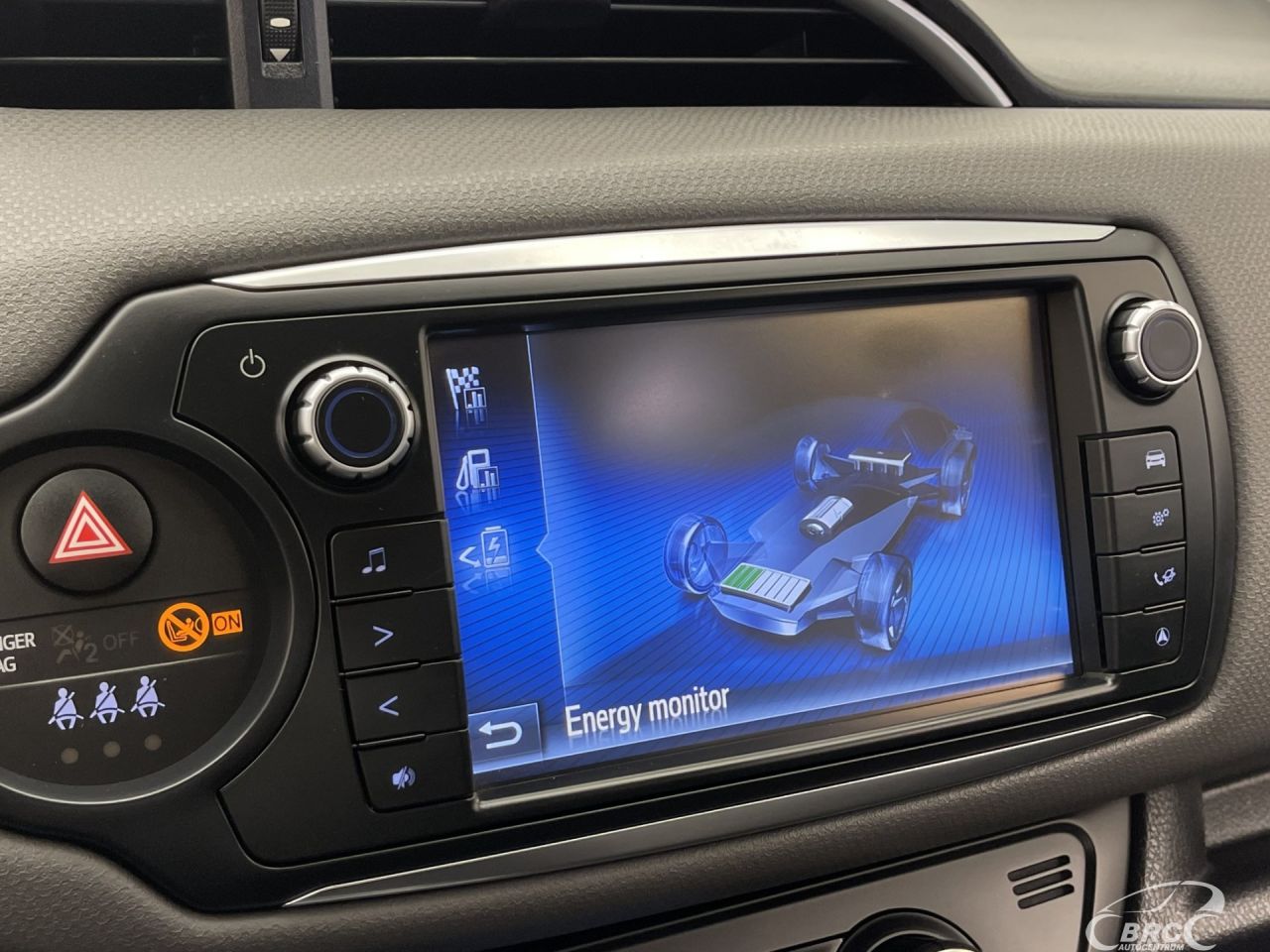 Toyota Yaris | 29