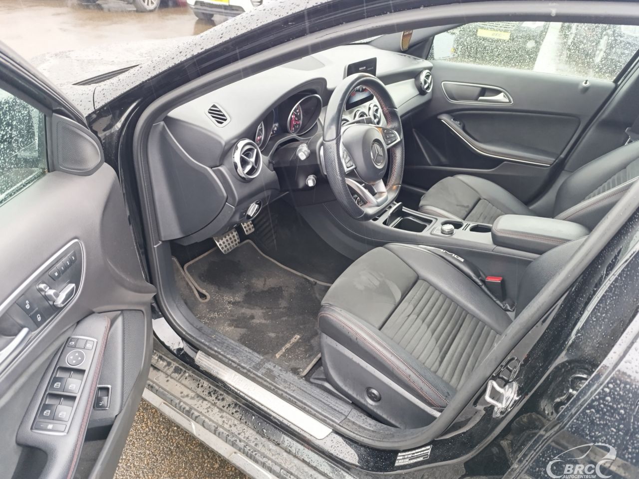 Mercedes-Benz GLA250 | 19