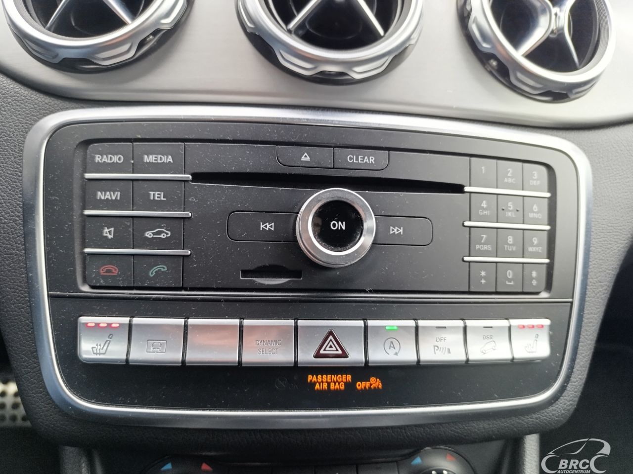Mercedes-Benz GLA250 | 34