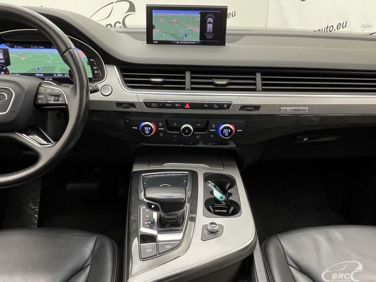 Audi Q7 | 13