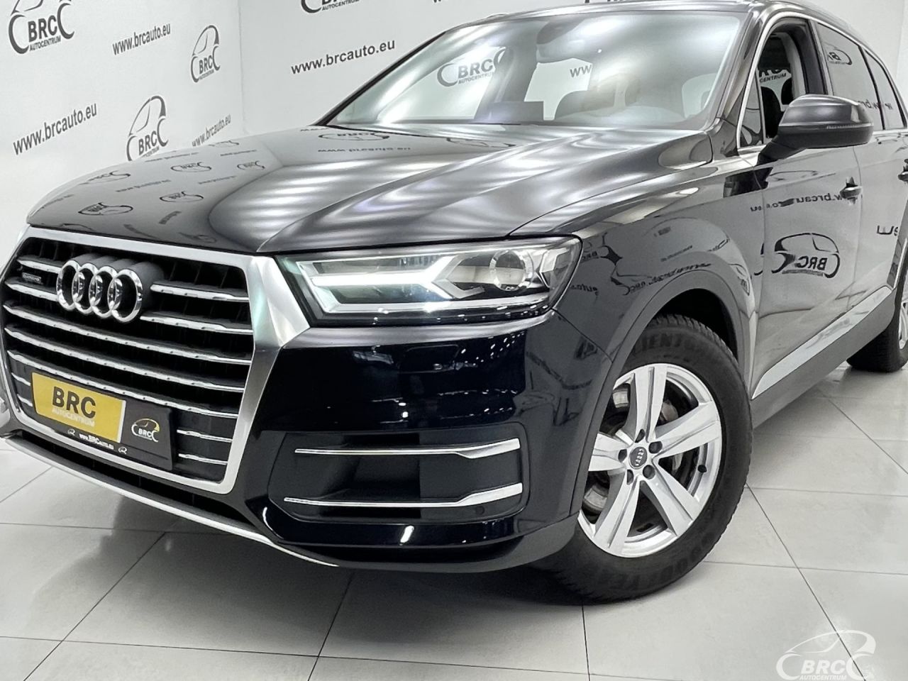 Audi Q7 | 46