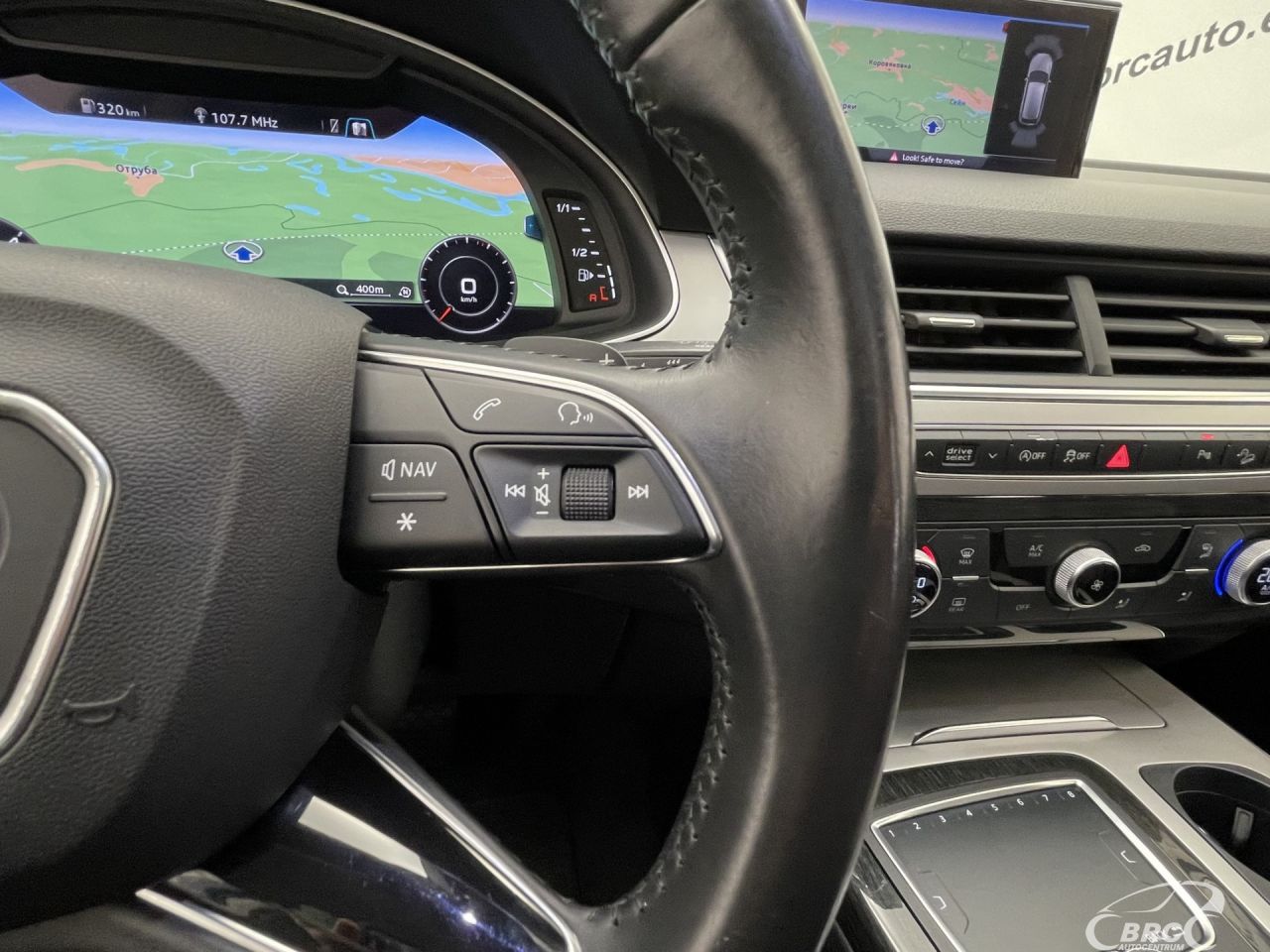 Audi Q7 | 27
