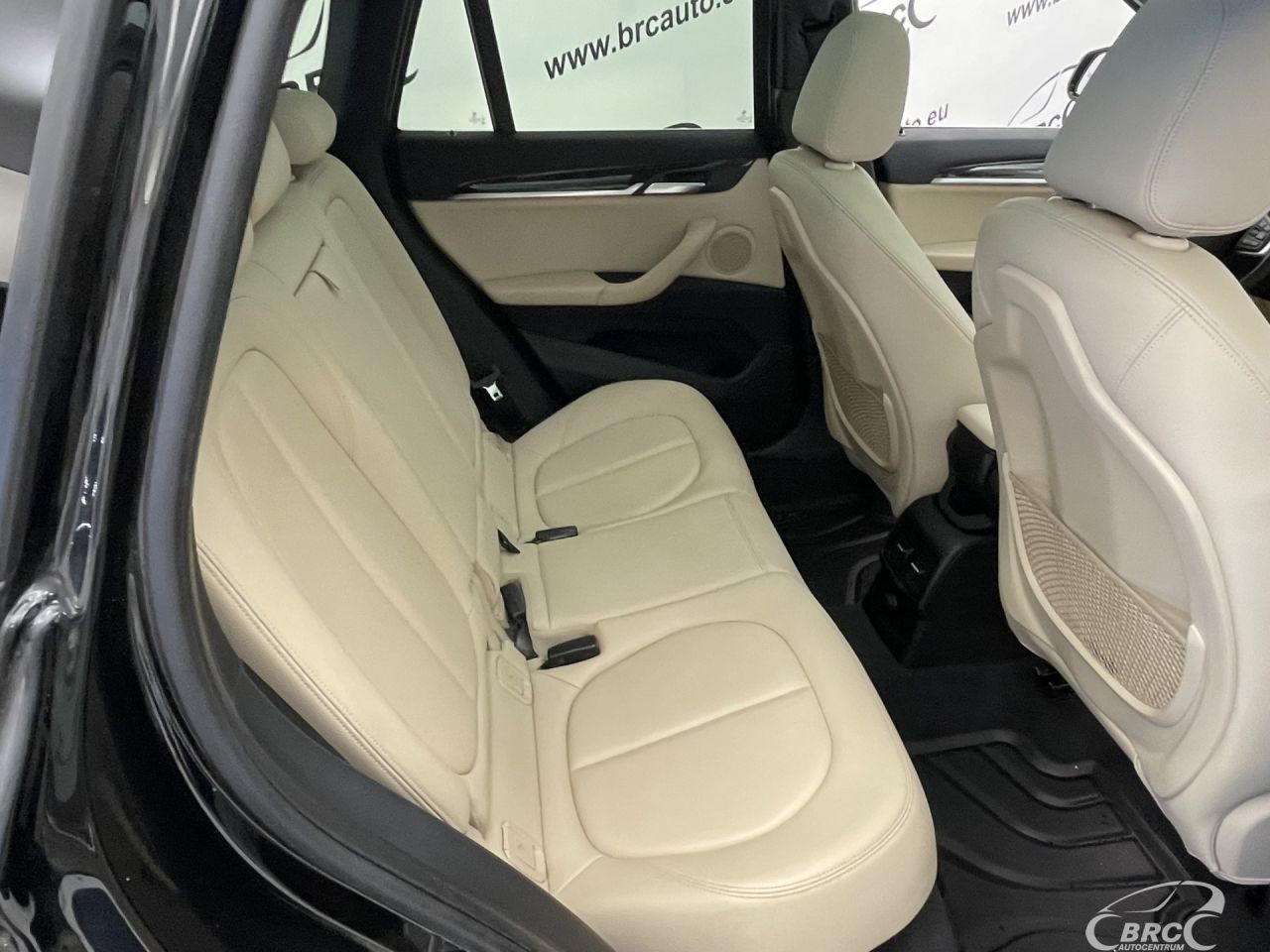 BMW X1 | 9