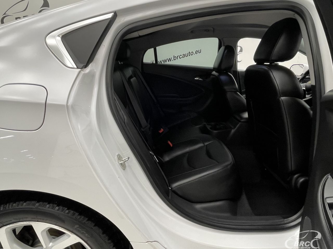 Chevrolet Volt | 10