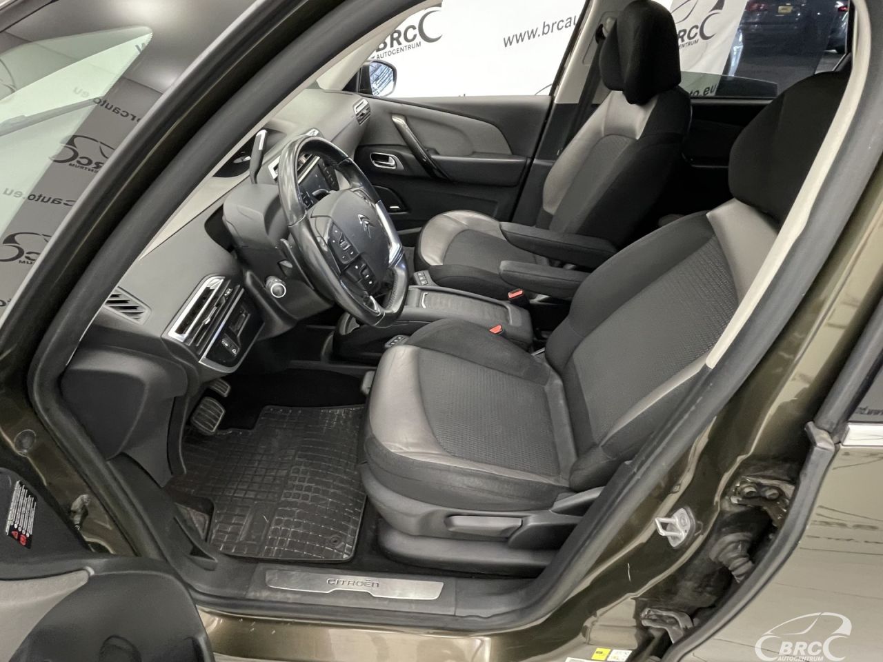Citroen C4 | 23