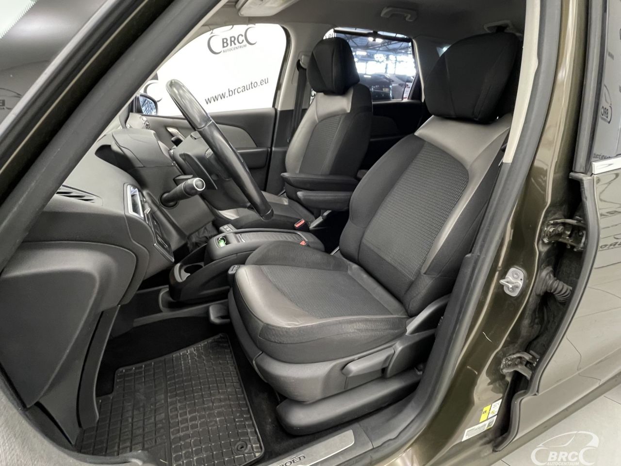 Citroen C4 | 25