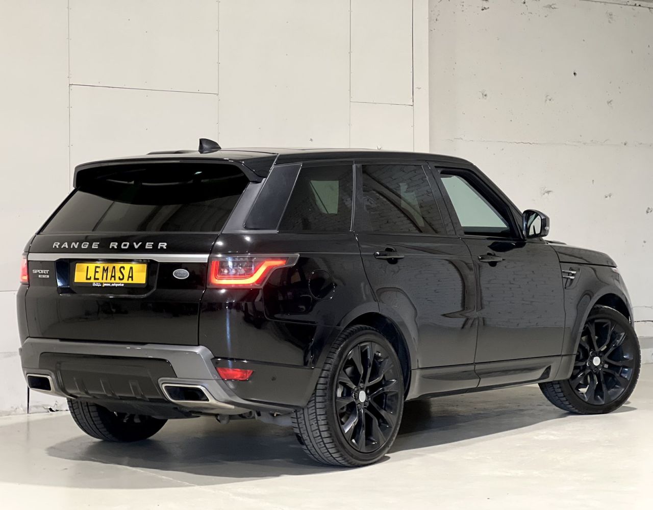 Land Rover Range Rover | 2