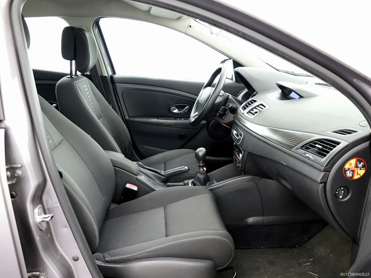 Renault Megane | 5
