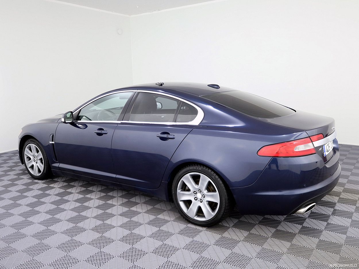 Jaguar XF | 3